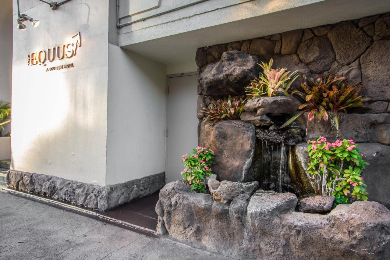 Equus Hotel Honolulu Exterior foto